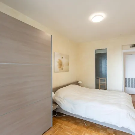 Lecomte - The Coastal Shoreline 139 Ostend