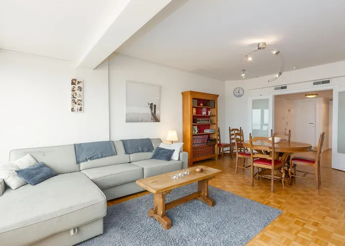 Lecomte - The Coastal Shoreline 139