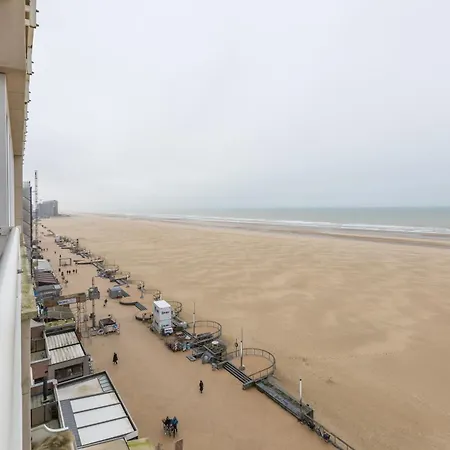 Lecomte - The Coastal Shoreline 139 * Ostende