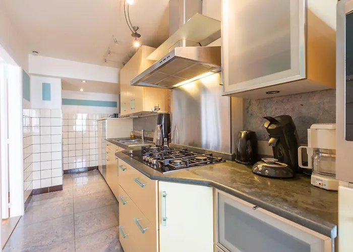 Lecomte - The Coastal Shoreline 139